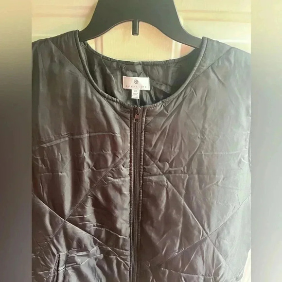 Socialite NWOT Womens Mae Medium Black Quilted Full Zip Lightweight Puffer Vest - Picture 5 of 6
